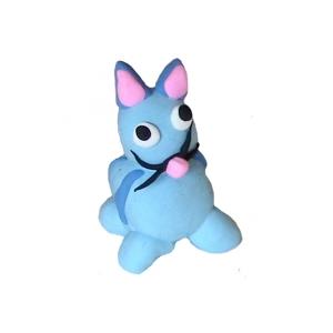 Modelage d'un chat bleu