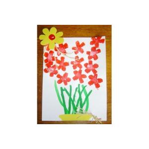 Fleurs en carton de récupération