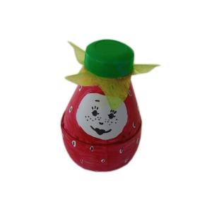 Madame fraise en plastique