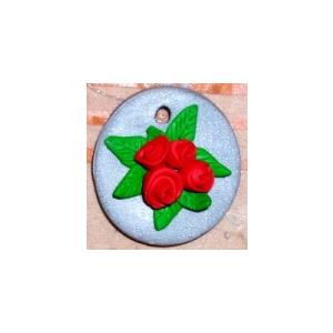 Fabriquer un médaillon aux roses rouges