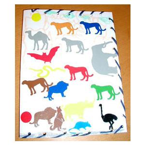 Protège cahier décoré de gommettes