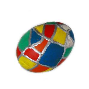 oeuf décoré pour imiter les effets du cloisonné