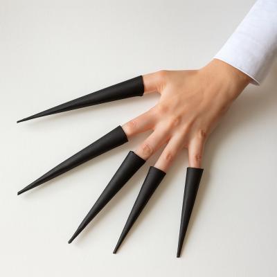 Fabriquer des ongle de sorcière pour se déguiser