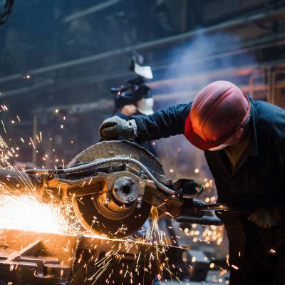 Acier : Mot du glossaire Tête à modeler. Acide : Désigne quelque chose de piquant et aigre au goût.