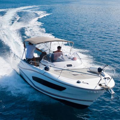Bateau - mot du glossaire Tête à modeler. Un bateau est un véhicule servant à se déplacer sur l'eau. Définition et activités associées au mot bateau.