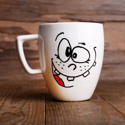 Noël est aussi le temps des échanges de cadeaux entre membres d'une même famille ou entre amis. Voici une idée toute simple pour préparer un cadeau de Noël à offrir par les enfants à la famille ou aux