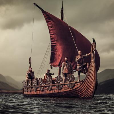 Drakkar - mot du glossaire Tête à modeler. Définition et activités associées au mot Drakkar.
