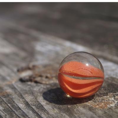 Le pot est un jeu de bille populaire auprès des enfants et se jouent partout depuis des siècles.  Retrouvez sans plus attendre les règles de ce célèbre jeu de bille mais aussi d'autres idées de jeux à