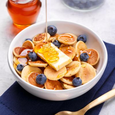 Retrouvez notre recette de pâte à mini crêpes. Une recette marrante à faire et délicieuses. Une recette à faire pour le Carnaval, la Chandeleur, Mardi Gras ou pour un goûter avec les enfants