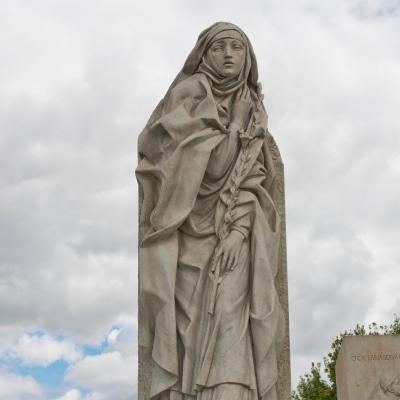 La France n'est pas le seul pays au monde à fêter la Sainte Catherine mais il y a aussi la Grande Bretagne, l'Estonie ou le Canada. Retrouvez les traditions de Ste Catherine propres à chaque pays et t