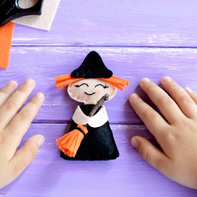 La sorcière en feutrine ?‍♀️ | Un tuto pour Halloween ? de Tête à modeler