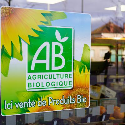 L'Agriculture Biologique c'est d'abord une façon de penser l’agriculture comme  un mode production de se rapprocher au maximum des conditions naturelles de vie des plantes et de vie des animaux. L’Agr