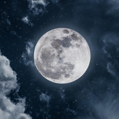 lune - mot du glossaire Tête à modeler. Définition et activités associées au mot lune.