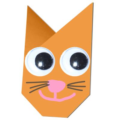Pliage d’une tête de chat en origami