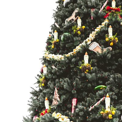 Avant, la tradition voulait qu'on installe le sapin le 24 décembre, maintenant, le sapin fait son apparition généralement beaucoup plus tôt dans les foyers.