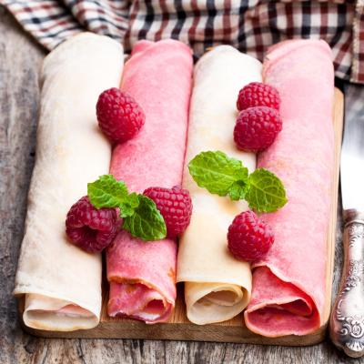 Découvrez la recette des crêpes roses sans colorant artificiel qui vous permettra de créer des crêpes naturellement roses. Elles sont délicieuses et la recette est healthy ce qui donne une raison de p