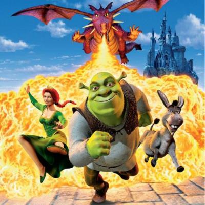 Shrek, un ogre verdâtre, cynique et malicieux, a élu domicile dans un marécage qu'il croit être un havre de paix. Un matin, alors qu'il sort faire sa toilette, il découvre de petites créatures agaçant