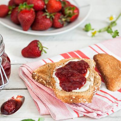 tartine d'écume de confiture de fraise