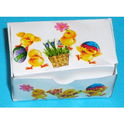 Fabriquer une boîte en carton décorée de poissons