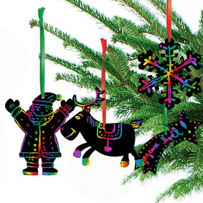 Décorations de sapin de Noël en carte à gratter