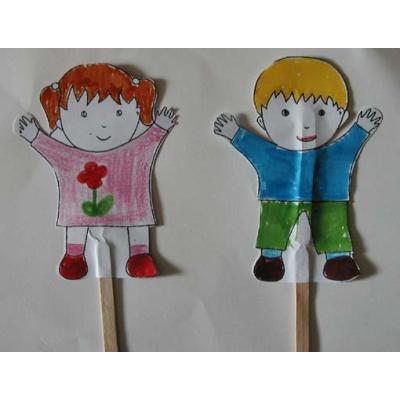 Marionettes enfants sur bâtonnet