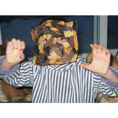 Masque en collage