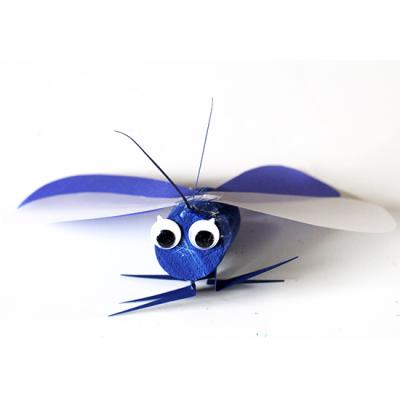 Petit papillon en bouchon de printemps
