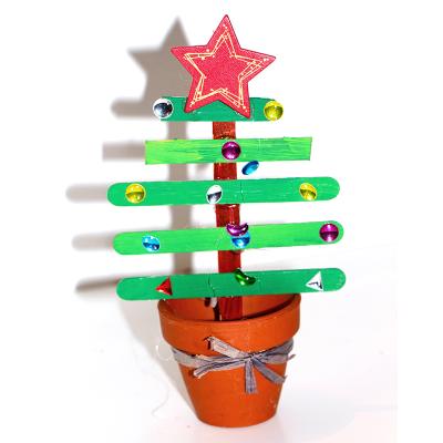 Sapin de Noël en bâtons esquimaux
