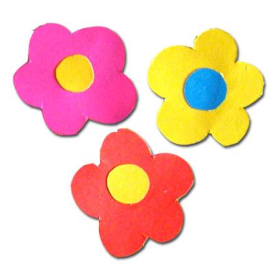 Fabriquer des fleurs découpes de scrapbooking