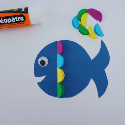 Collez sur le poisson