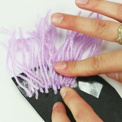 Coller de la laine :
