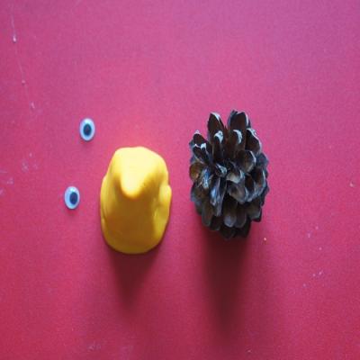 Le hérisson en pomme de pin
