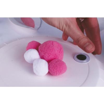 Coller des pompons :