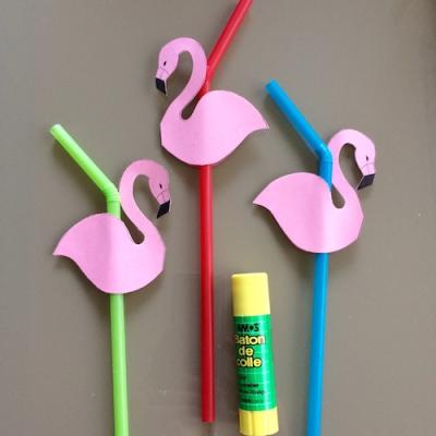 Des pailles flamants roses