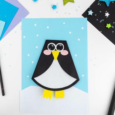 Coller le pinguouin au décor